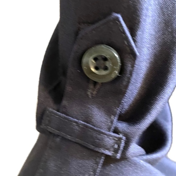 Non-iron Cotton roll back tunic - Picture 3 of 5